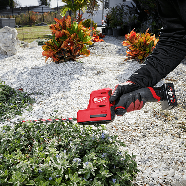 MILWAUKEE M12 FUEL HEDGE TRIMMER - M12FHT-0