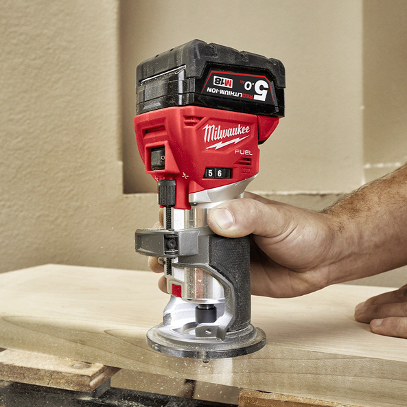 MILWAUKEE M18 FUEL LAMINATE TRIMMER - M18FTR-0