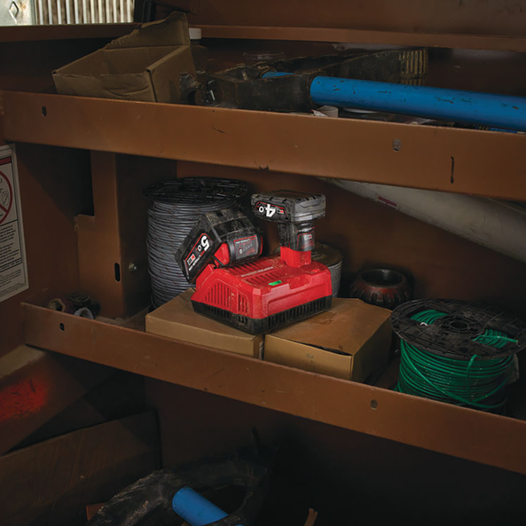MILWAUKEE 12V/18V DUAL FAST CHARGER - M12-18FC