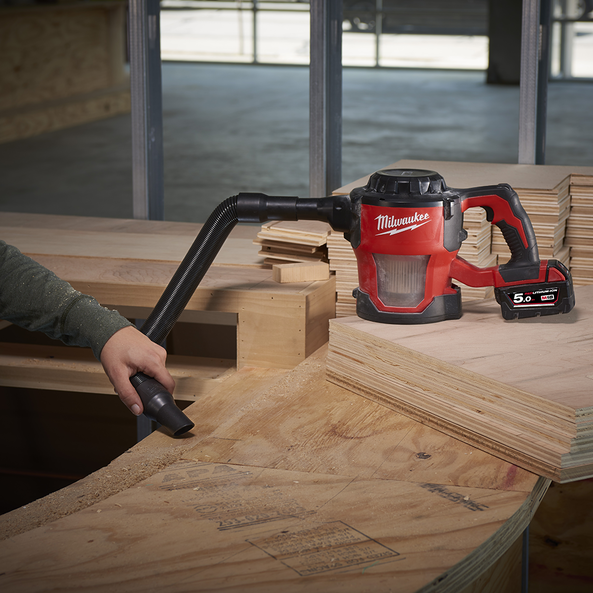 MILWAUKEE M18 COMPACT VACUUM - M18CV-0